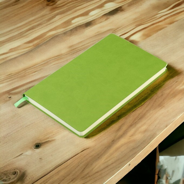 Блокнот A5 Molto в обложке из экокожи с листами в полоску / Скетчбук 256 страниц